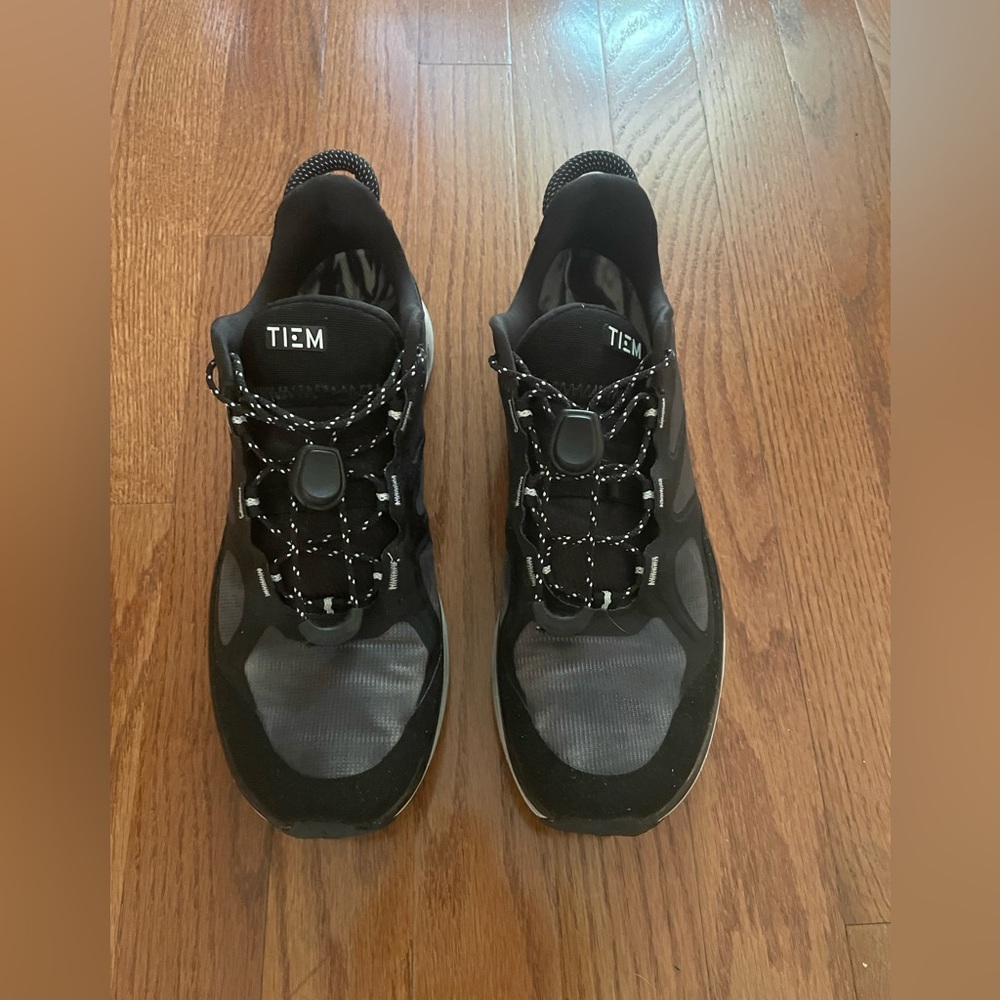 TIEM SHOES - black and white